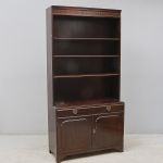 1742 3301 Bokhylleskåp